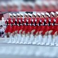Çinli kadın askerlerin kusursuz yürüyüşü gündem oldu