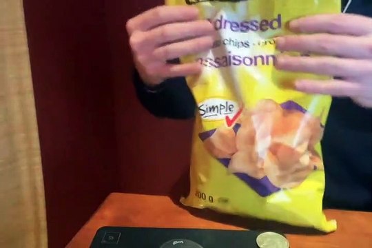 Cómo cerrar una bolsa de patatas fritas