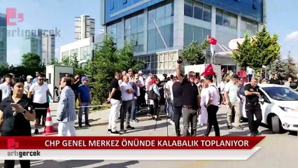CHP Genel Merkez önünde kalabalık toplanmaya başladı