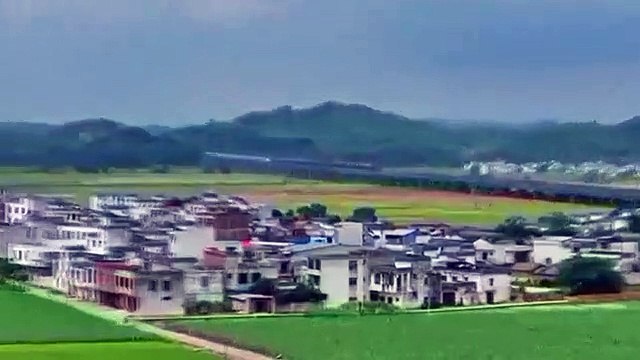 Une course de deux trains repérée dans la province chinoise du Guangxi