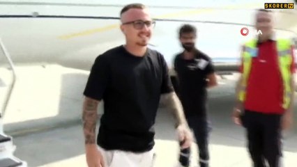 Angelino, Galatasaray'a imza için İstanbul'da