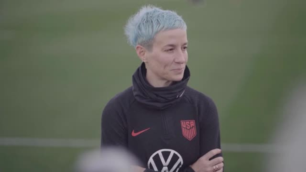 Rapinoe: Darum habe ich meine Haare blau gefärbt