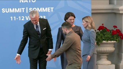 Zelensky and Sunak arrive at NATO gala dinner