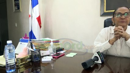 Gobernadora de Duarte recupera celular robado; agradece trabajo policial