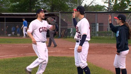 François Caron, un entraîneur passionné au baseball et au hockey