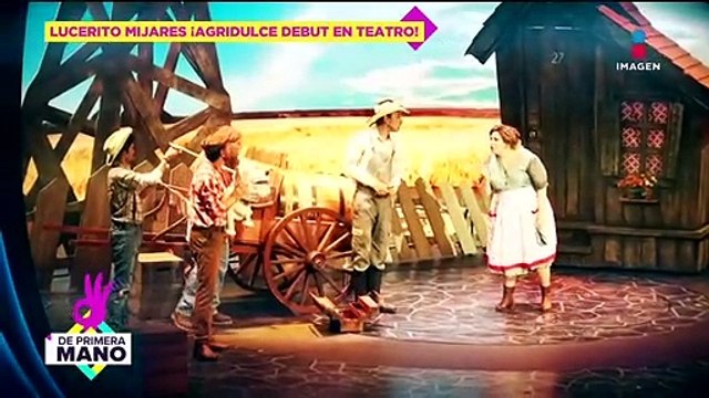 ¡Lucerito Mijares salió en MULETAS en plena función y público la APLAUDE!