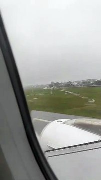 Novo vídeo mostra derrapagem de avião em Florianópolis gravada por passageiro