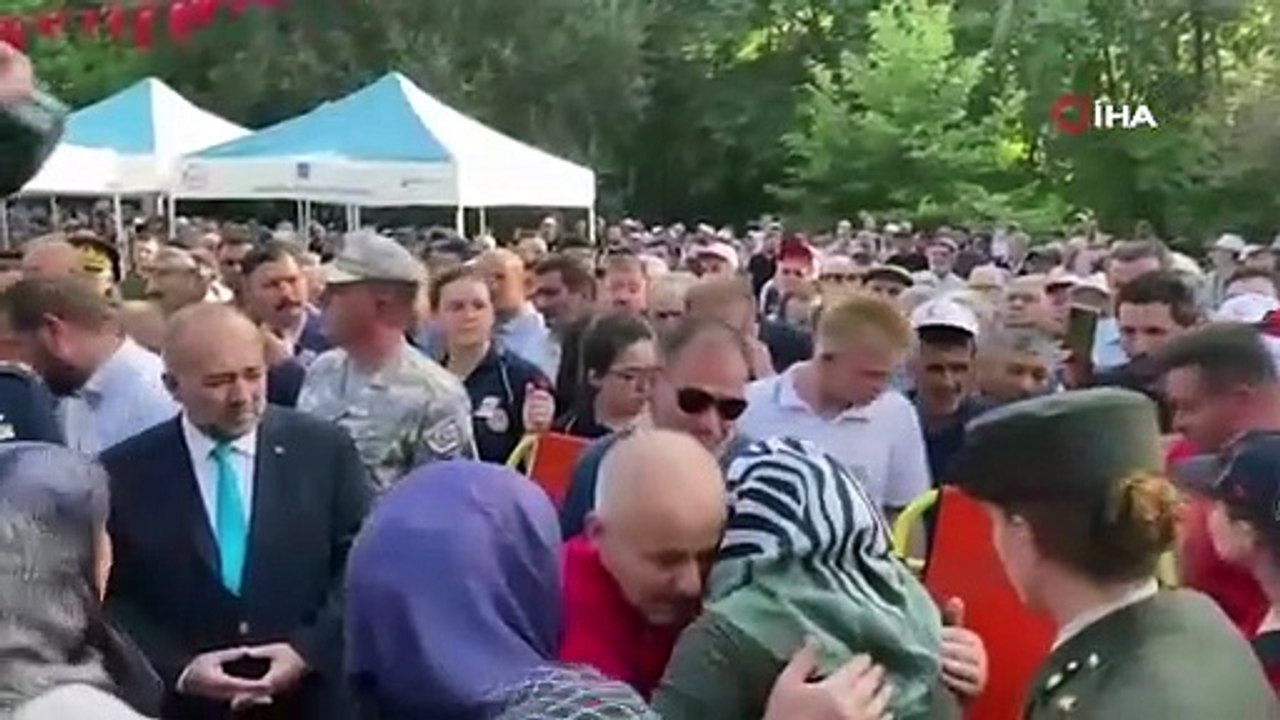 Şehit Piyade Er Ramazan Sarıkaya Sındırgı’da toprağa verildi