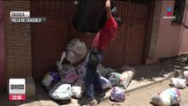 Habitantes de Villa de Zaachila, Oaxaca, llevaron su basura afuera de la casa del alcalde