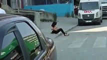 İstanbul trafiğinde ''çıplak kadın'' kazası!