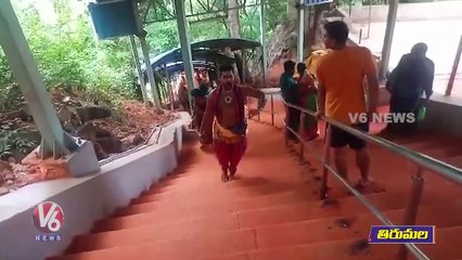 Man From Narasaraopet Climbs Tirumala Steps With Performing Bharatanatyam _ Tirupati _ V6 News