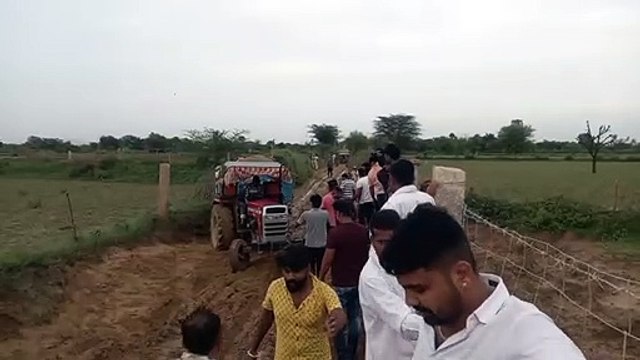 अवैध बजरी खनन पर पुलिस, प्रशासन व खनन विभाग ने की कार्रवाई