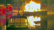 Bateau brûlé dans les flammes à Maltepe