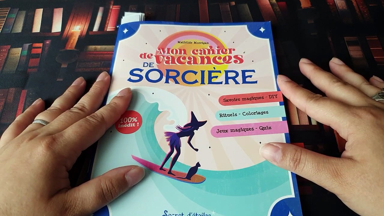 Mon cahier de Vacances de Sorcière (review)