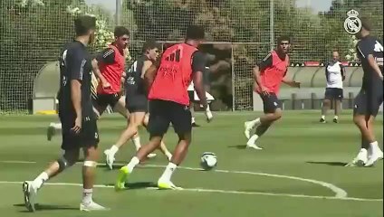 Arda Güler'den idmanda müthiş bir gol daha