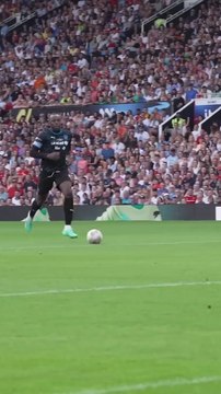 Usain Bolt scores and strikes Rashford's celebration at Soccer Aid 2023