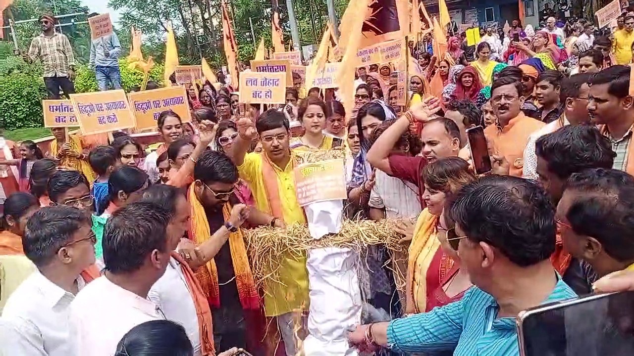 शासकीय कार्य में बाधा का अपराध दर्ज करने के विर...