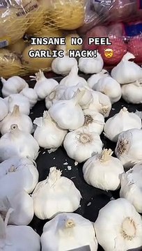 El truco para pelar ajos sin pelarlos