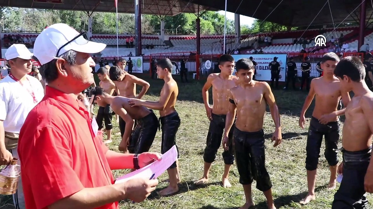EDİRNE - 662. Tarihi Kırkpınar Yağlı Güreşleri'nde son gün müsabakaları başladı