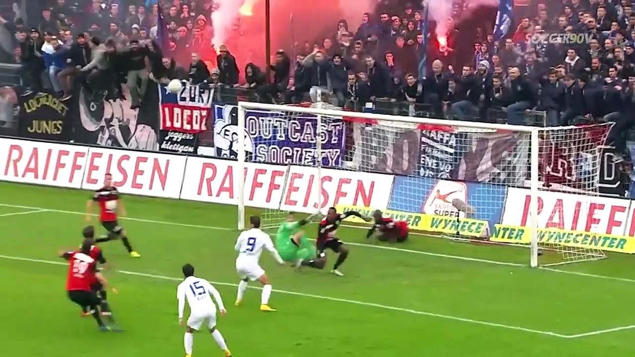UNEXPECTED_Moments_in_Football(720p)