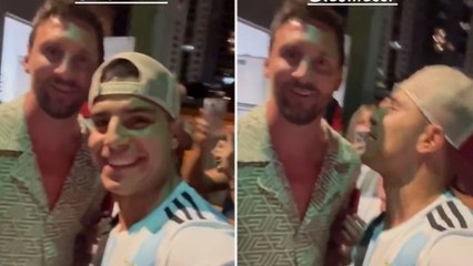Locura con Messi: un aficionado le roba un beso a la salida de un restaurante