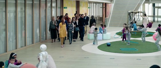 The Pod Generation - Trailer - Emilia Clarke, Chiwetel Ejiofor