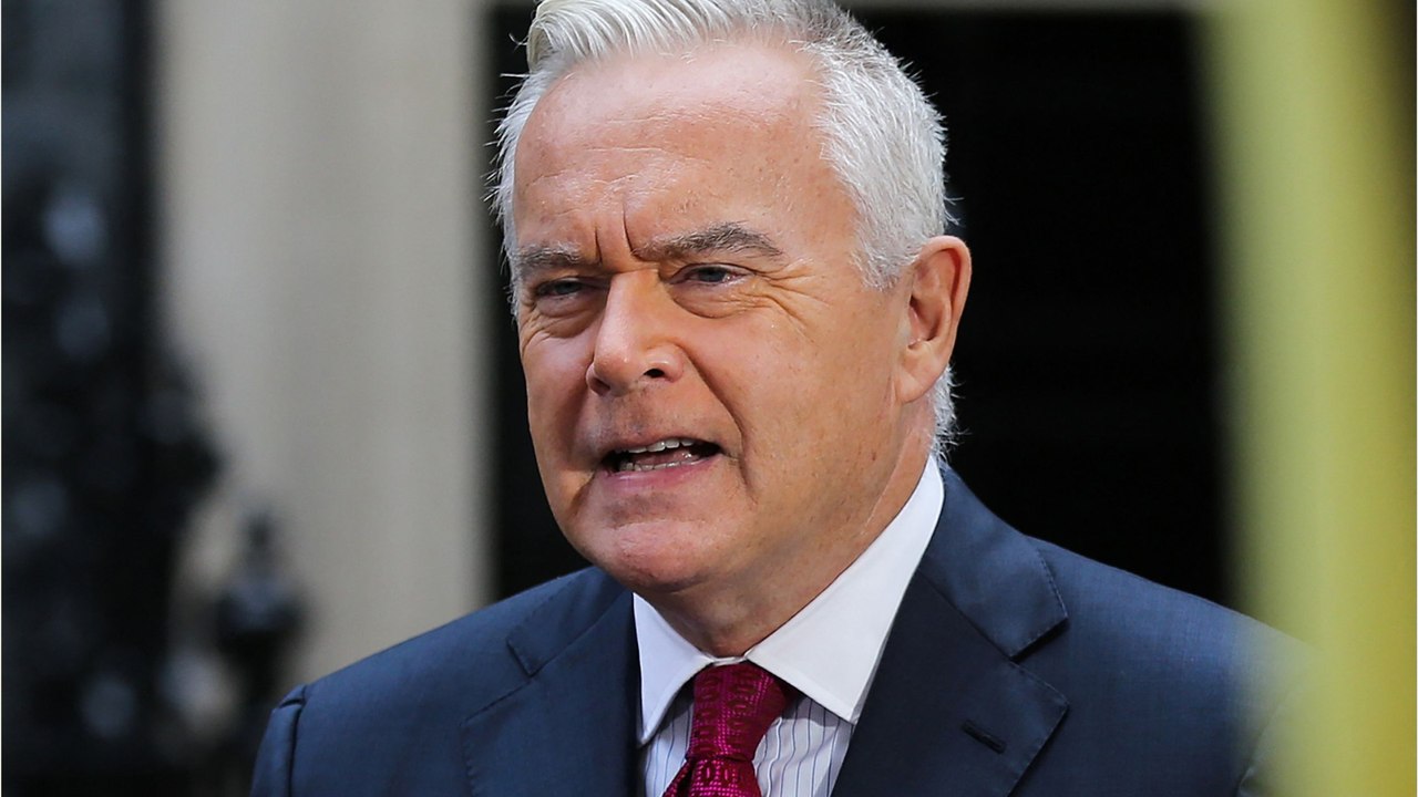 Voici - Huw Edwards : qui est le journaliste star de la BBC au cœur d'un scandale sexuel ?