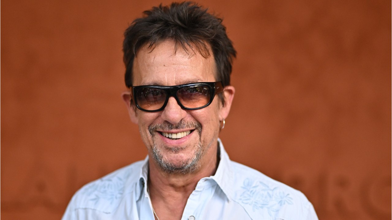 GALA VIDÉO - Eric Serra en chimiothérapie en même temps que Florent Pagny : “C’était sympa de pouvoir communiquer”