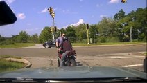 Police officer pushed into traffic by motorcyclist during Massachusetts traffic stop