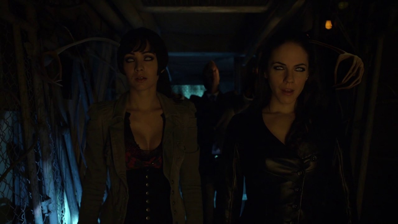 Lost Girl (S03E02)