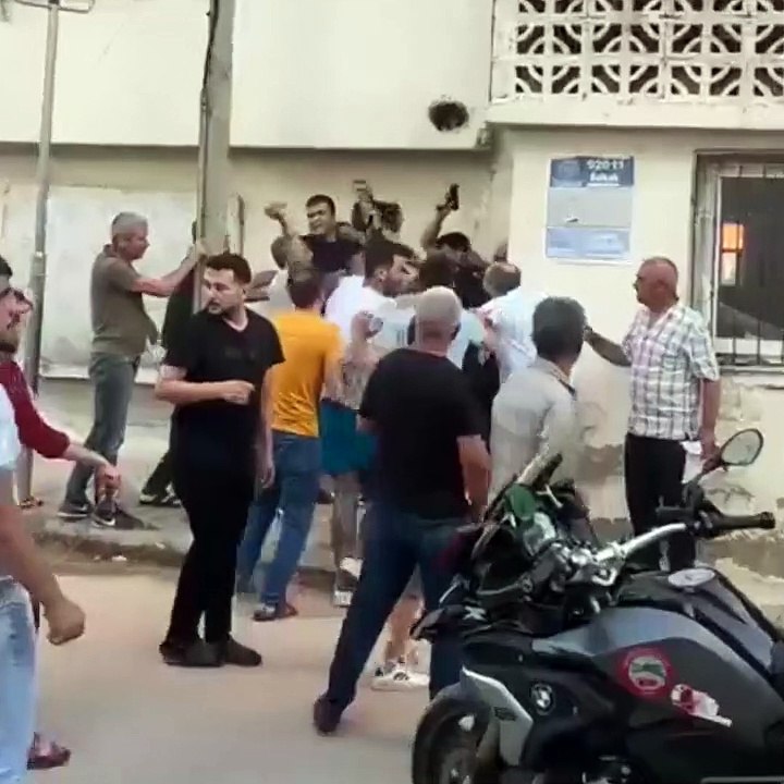 Ev sahibi kiracı tartışmasında silahlar çıktı kan döküldü