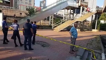 Yürüyen merdivenin altında yeni doğmuş bebek cesedi bulundu