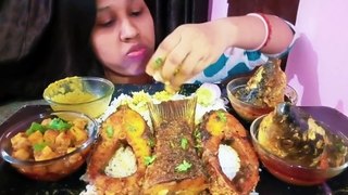 Spicy eating fish curry with rice+eating fish head+chana paneer masala+dal+eating fish asmr