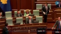 Pelea multitudinaria en el Parlamento de Kosovo los diputados se lían a puñetazos en un pleno