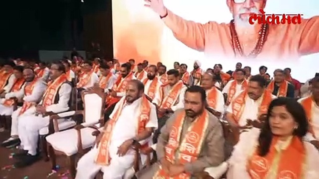 ठाकरेंची याचिका, सर्वोच्च न्यायालयायाची अध्यक्षांना नोटीस