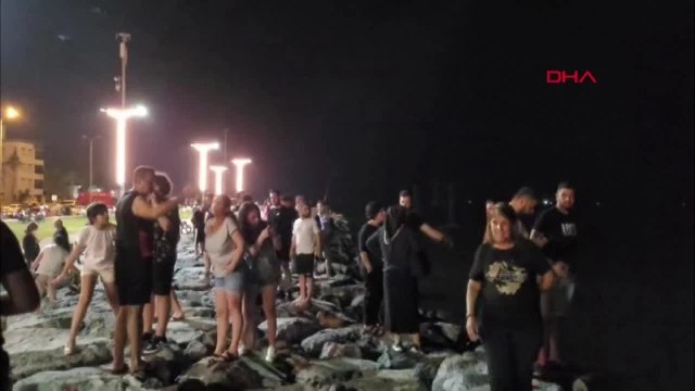 İskenderun'da Denizde Bulunan Cisim Balina Sandırıldı