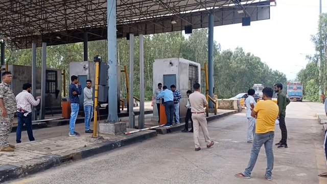 मसोरा टोल प्लाजा के अव्यवस्थाओं को लेकर हुआ था धरना प्रदर्शन, SDM ने दिया ये आदेश...देखें VIDEO
