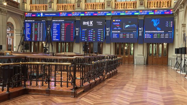 Ibex se mantiene casi plano a la media sesión, con la vista puesta en los 9.500 puntos