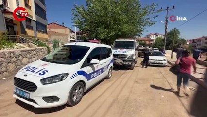 Elazığ’da göçük altında kalan işçi ekipler tarafından kurtarıldı