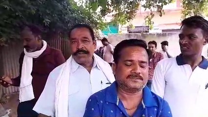 The young man tore the file in the council