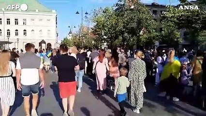 Furia di Zelensky al summit: "Assurdi i rinvii sull'Ucraina"