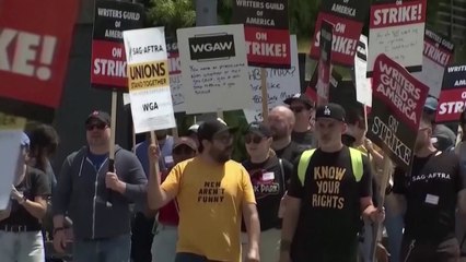美 배우조합도 파업 결의...63년만에 작가조합과 동반 파업 / YTN