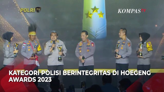 Momen Kapolri Listyo 2 Kali Puji Kombes Darmanto di Hoegeng Awards 2023