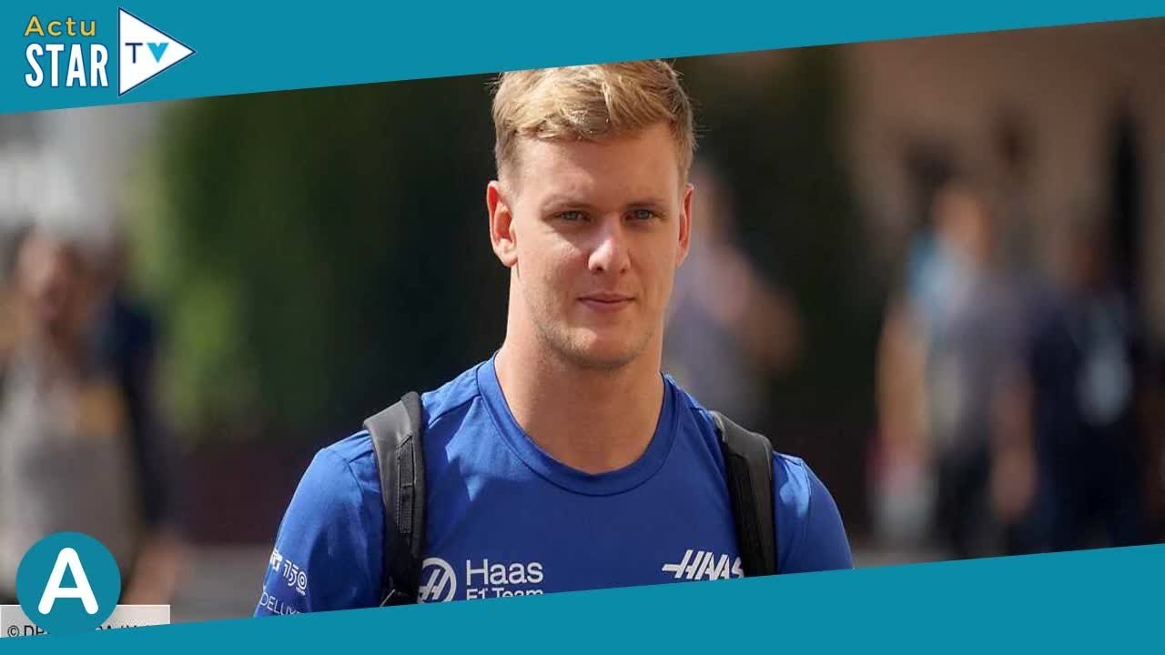 Michael Schumacher : son fils Mick ému au volant de l'une de ses voitures emblématiques