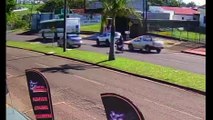 Por pouco! Vídeo mostra que motociclista quase foi atropelada por ônibus ao sofrer queda na Avenida Brasil