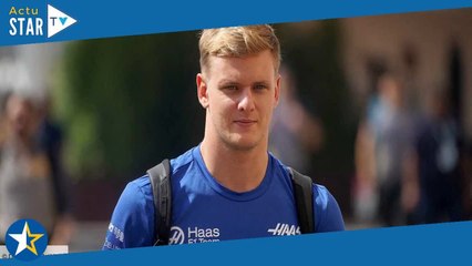 Michael Schumacher : son fils Mick ému au volant de l'une de ses voitures emblématiques