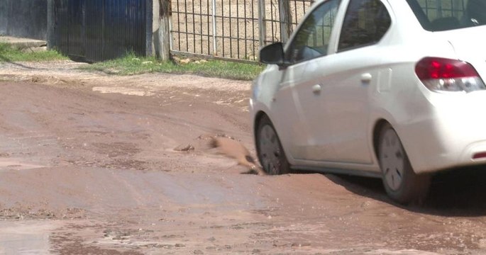 Rutas alternas en La Floresta están en terribles condiciones