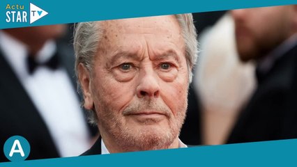 Alain Delon : Muraille, ponts-levis, piscines, chapelle... sa demeure exceptionnelle de Douchy est u