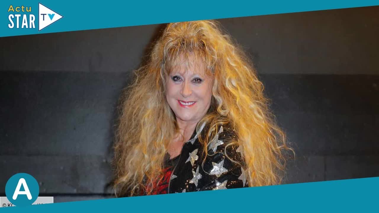 « Je n'ai jamais touché à la drogue, ni à l'alcool » : comment Sloane a évité les excès