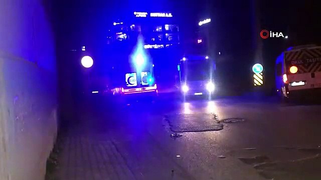 İki servis minibüsü çarpıştı: 1 yaralı